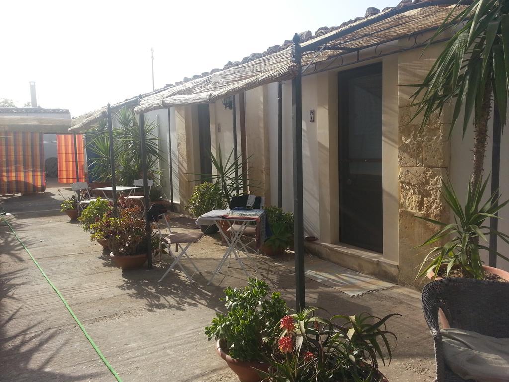 A Lumia Villa Noto Exterior photo